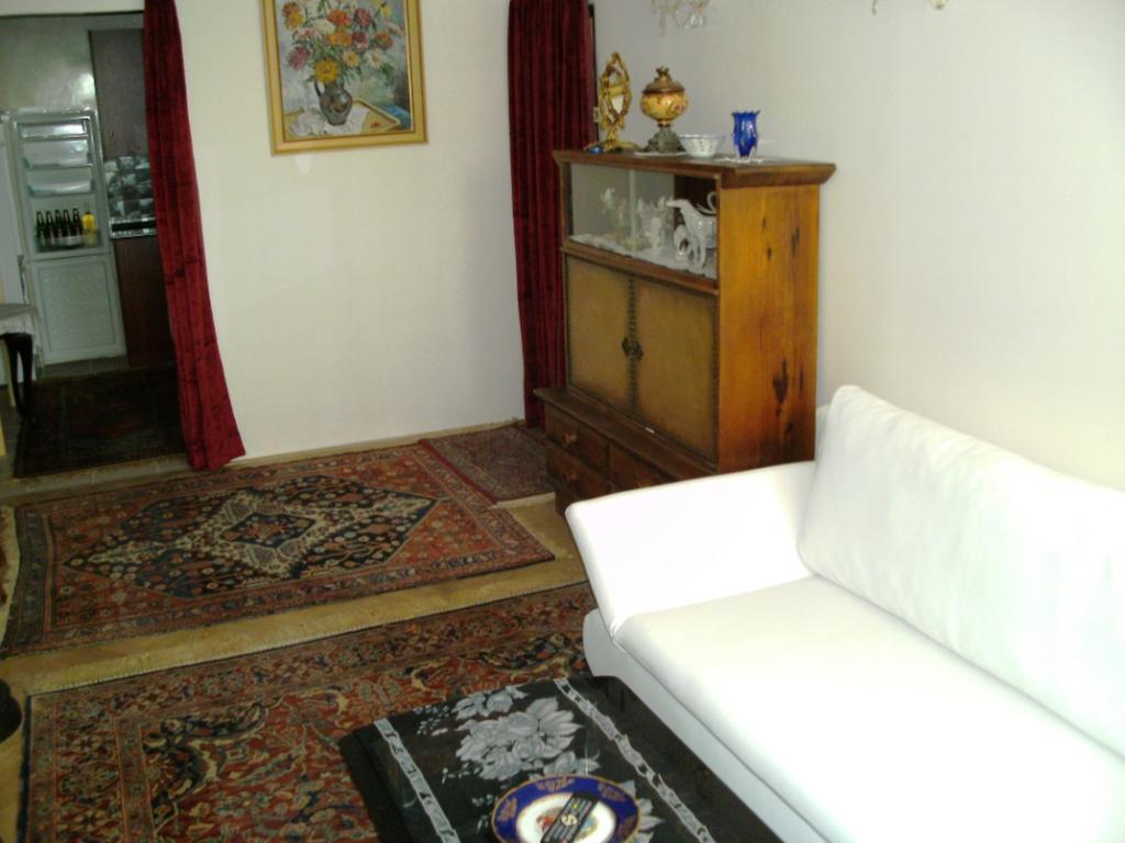 Ondra Apartment *